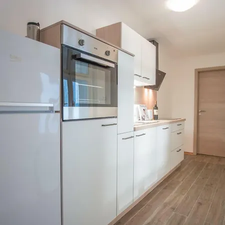River View Apartman *