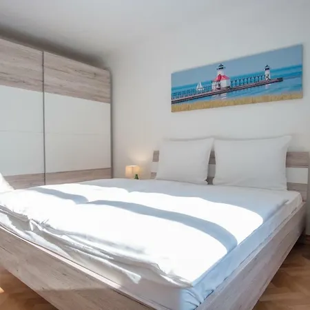 Апартаменты River View