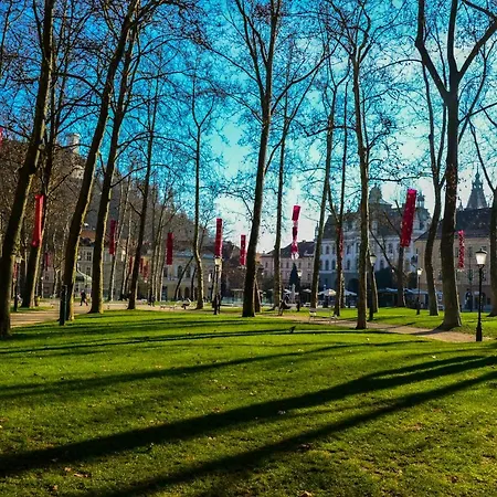 River View Апартаменты